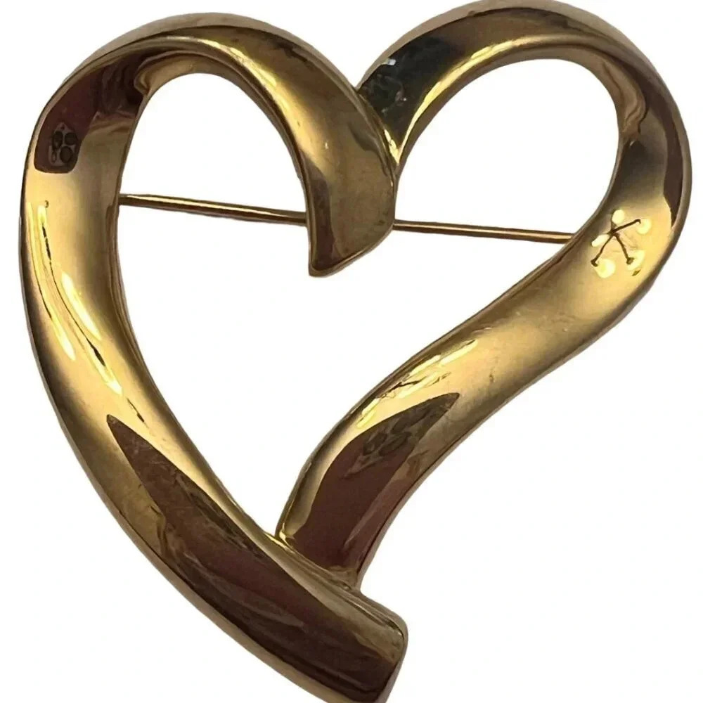 Vintage 60s-70s Shiny Plain Open Heart Brooch Pin Gold Tone